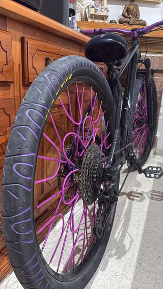 Bici Stunt Morada Negra( Orbea onna 10 modificada