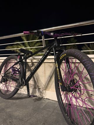 Bici Stunt Morada Negra( Orbea onna 10 modificada