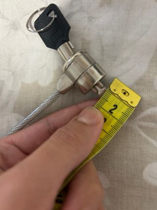 Cable de seguridad con llave para portátil