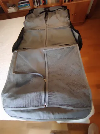 Portatrajes Samsonite gris