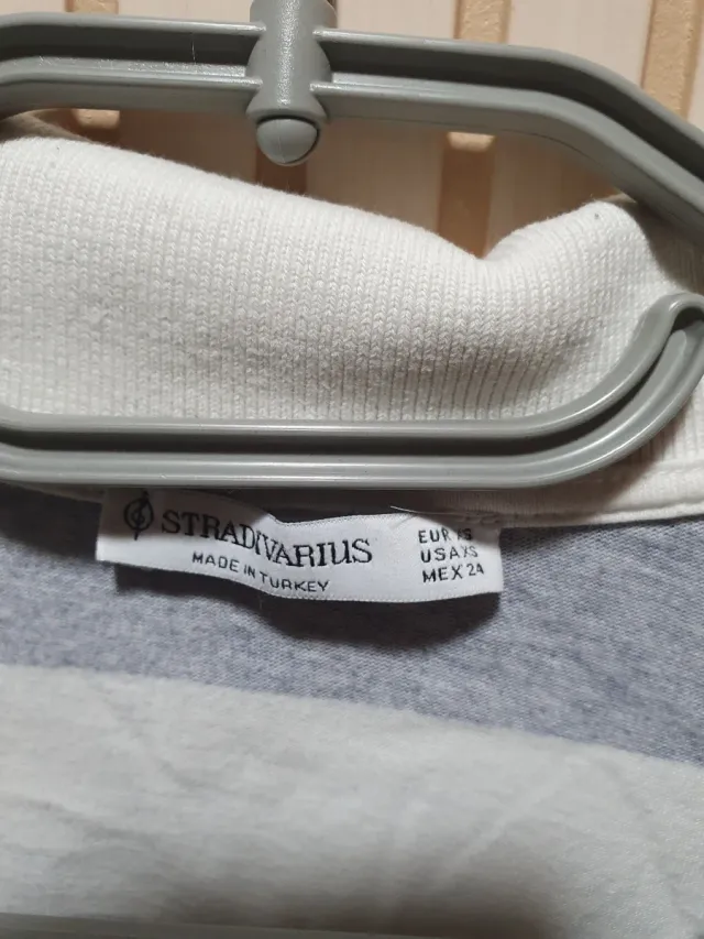 Camiseta manga larga rayas Stradivarius T/XS