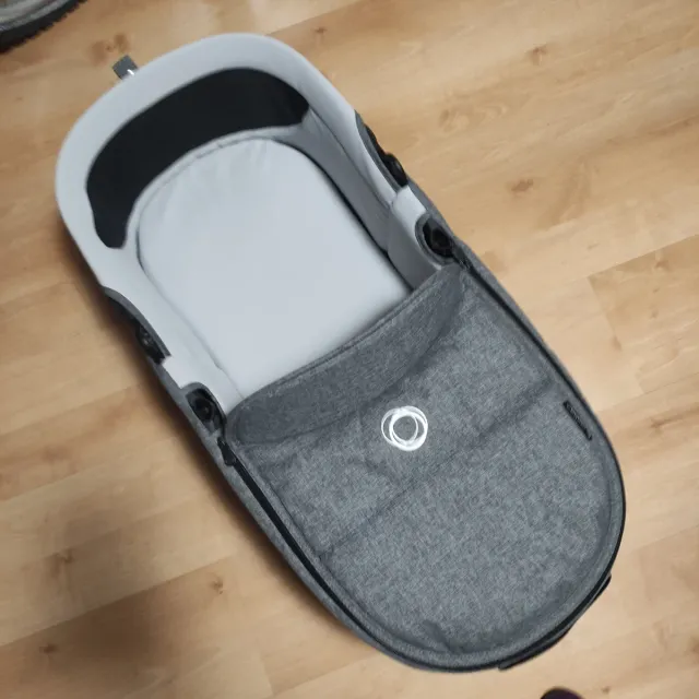 Capazo Bugaboo Dragonfly Gris