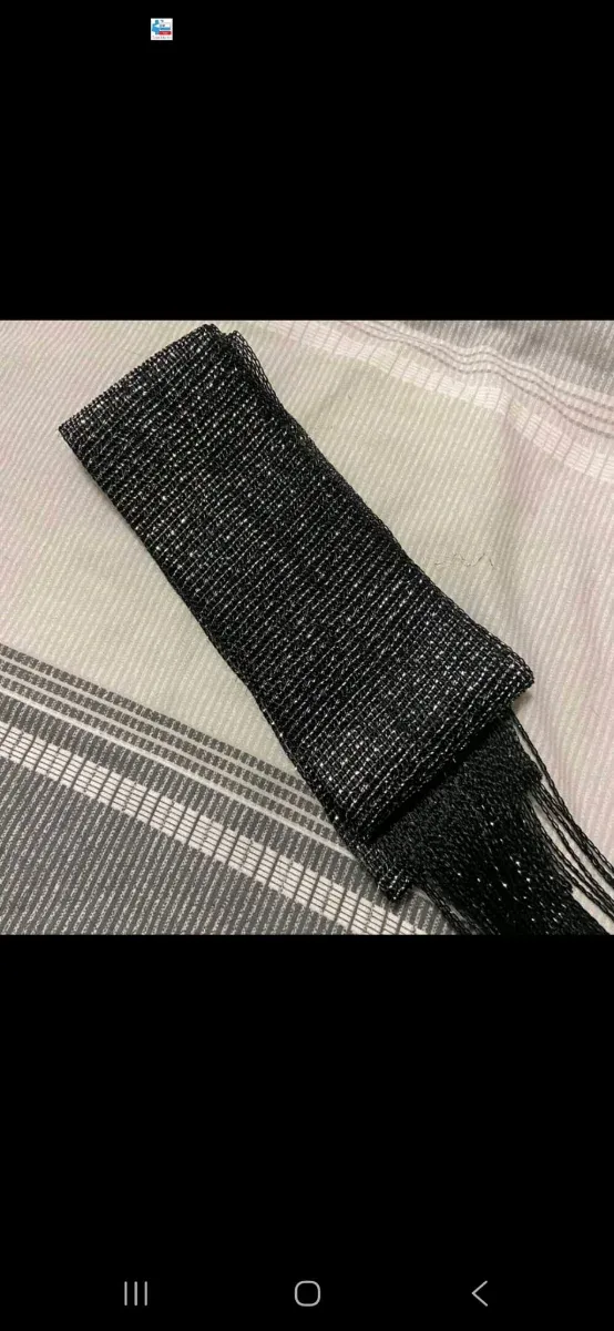 Chal pañuelo negro hilos plateados