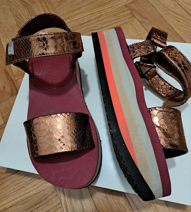 Sandalias Gios Eppo Cobre y Rojo