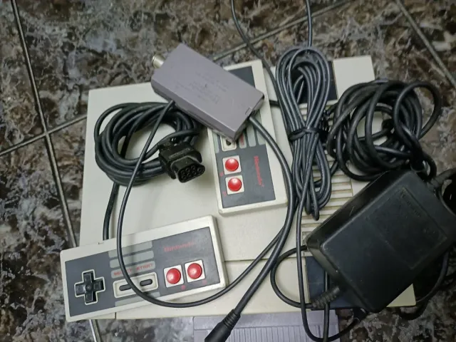 Consola Nintendo NES Beige/Gris