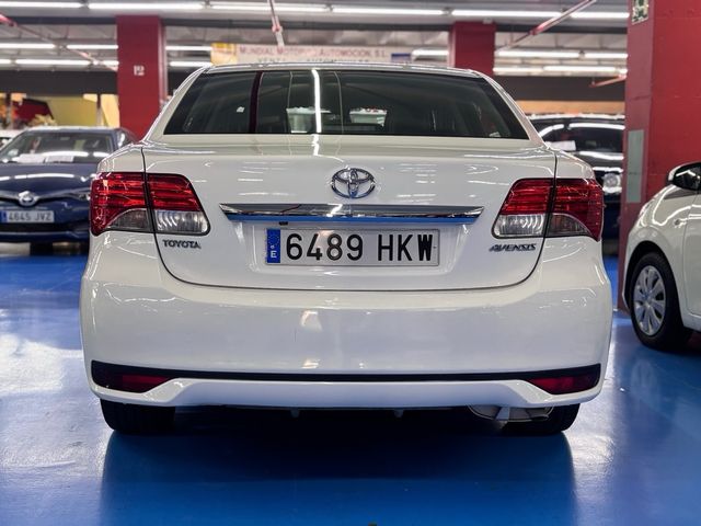 TOYOTA AVENSIS Advance 2012 122.000km Etiqueta C