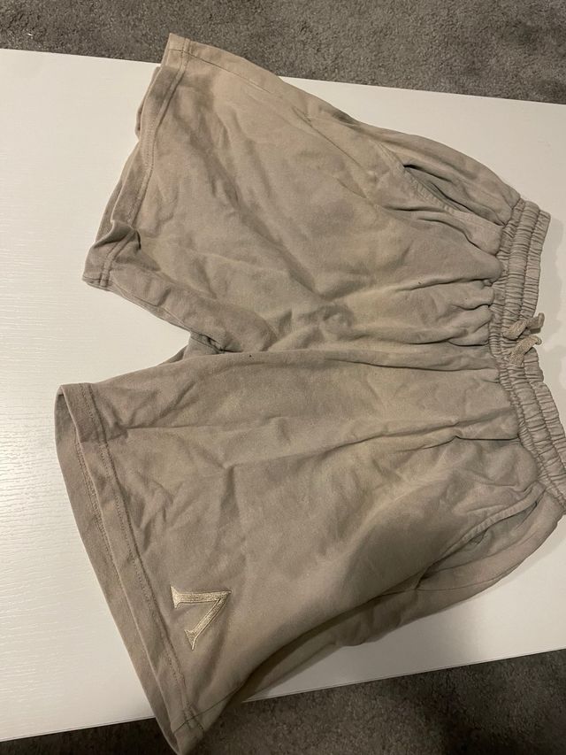 Pantalón corto beige/gris