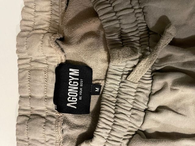 Pantalón corto beige/gris