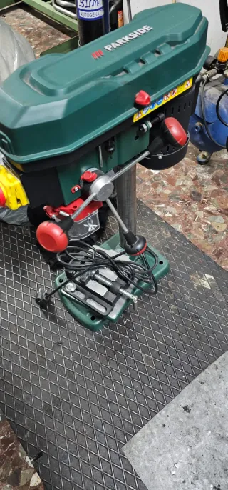 Taladro de columna Parkside