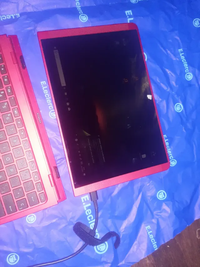 PORTATIL TACTIL HP x2  4GB RAM Táctil