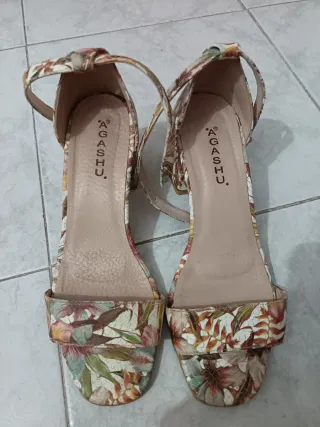 Sandalias Agashu Estampado Floral