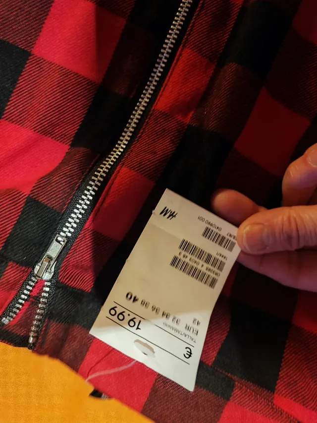 Minifalda cuadros rojos y negros