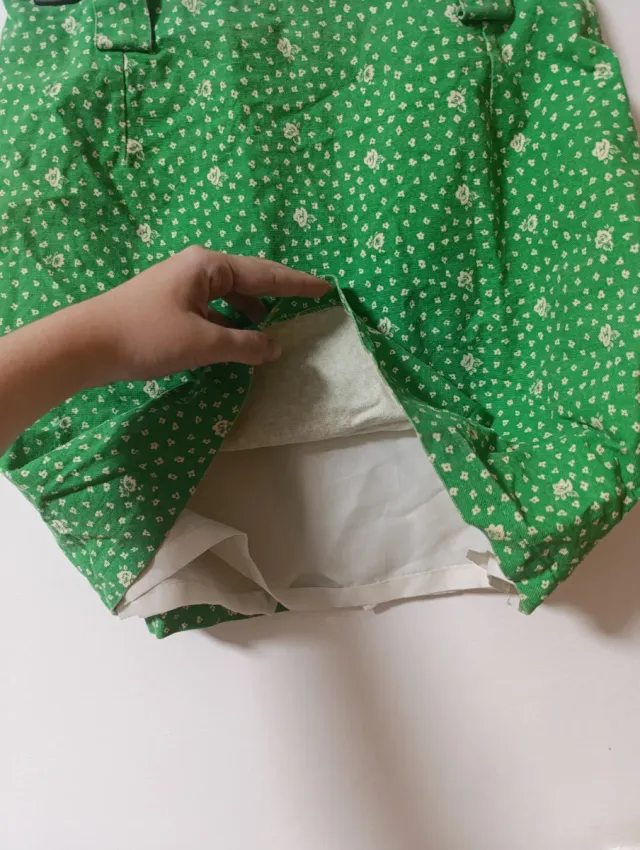 Falda estampada flores retro 80s 90s 00s Y2K