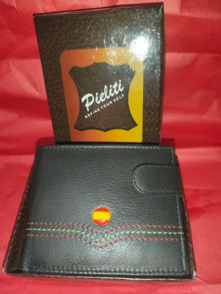 Cartera de hombre en piel color negro