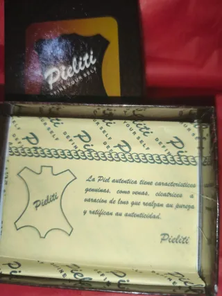 Cartera de hombre en piel color negro