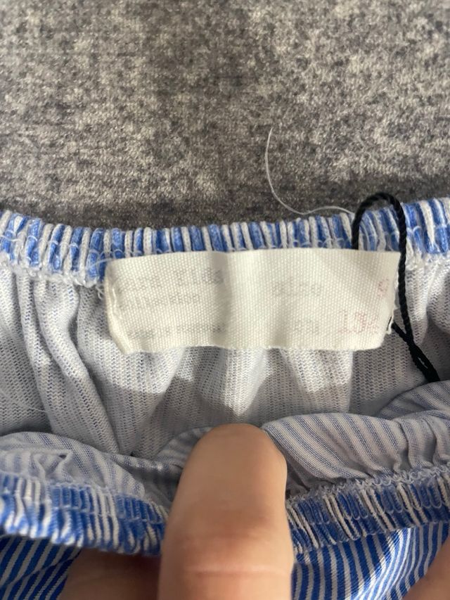 Top rayas azules y blancas