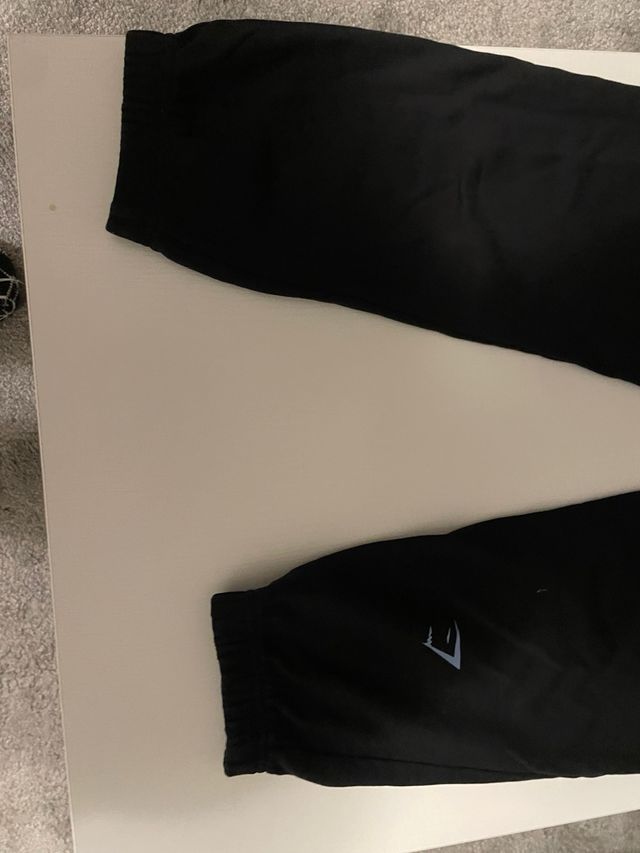 Pantalón Gymshark Negro