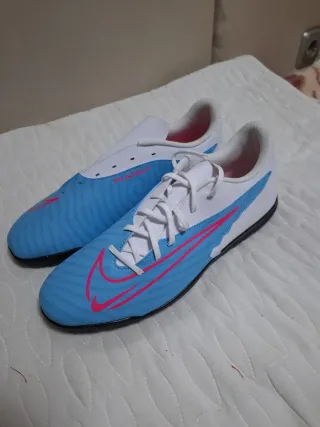 Botas de fútbol  Phantom GT