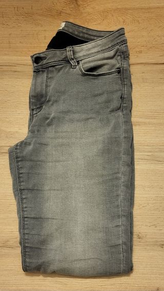 Vaqueros Springfield grises