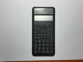 Calculadora Científica Casio fx-82MS