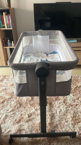 Cuna de viaje y silla de coche