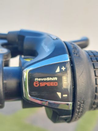 Bicicleta montaña 24 rosa 6v Shimano