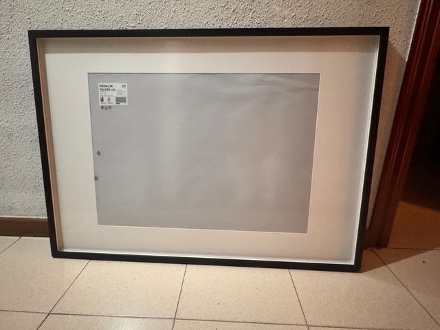 Dos marcos de fotos 70x100 cm