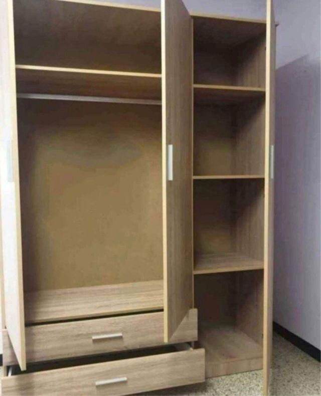 Armario 3 puertas blanco y beige