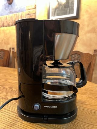 Cafetera Dometic para camión