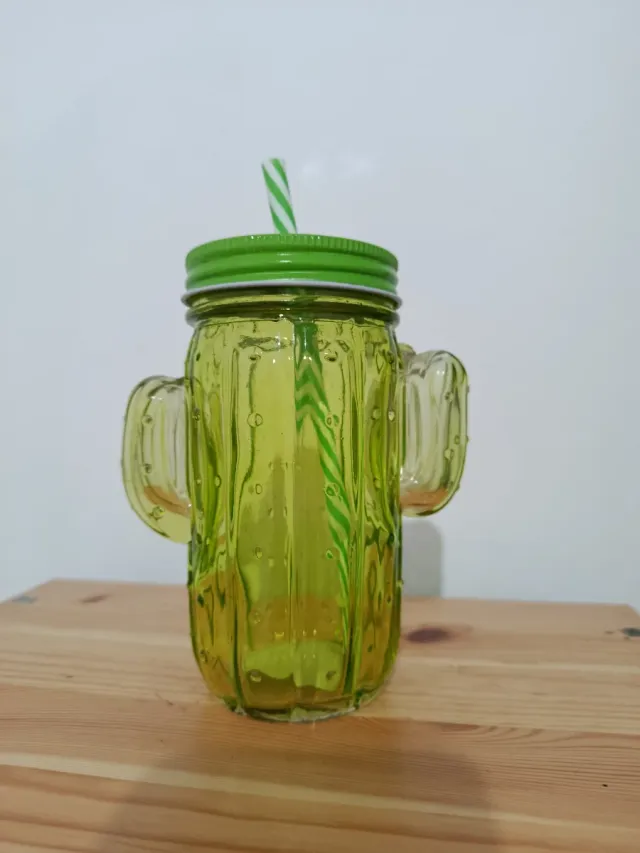 Vaso Cactus Vidrio. Tapa de rosca.