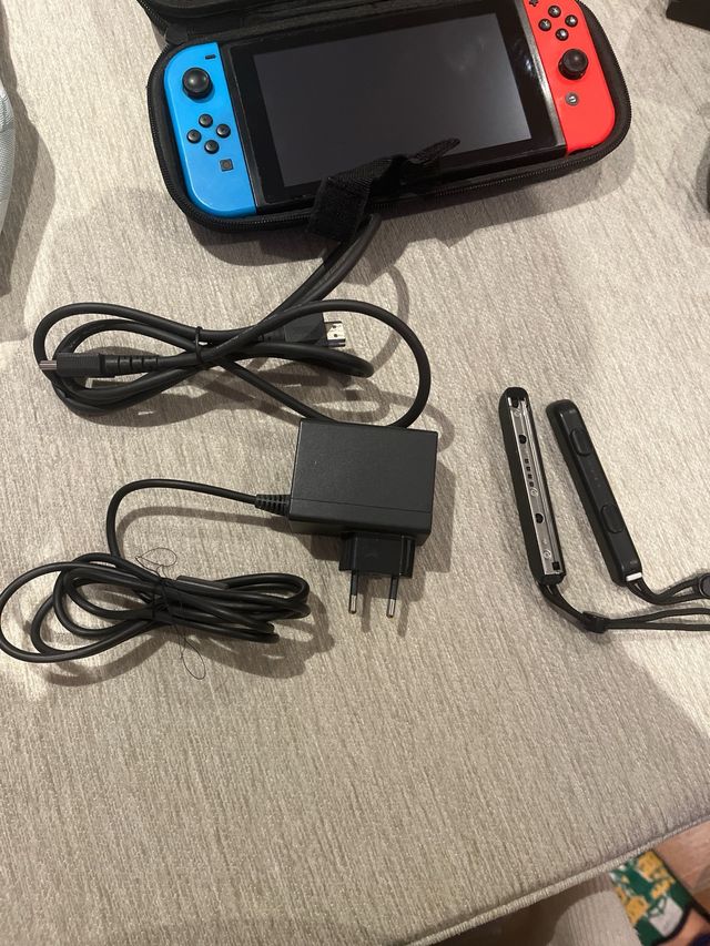 Nintendo Switch Blu/Rosso + Accessori