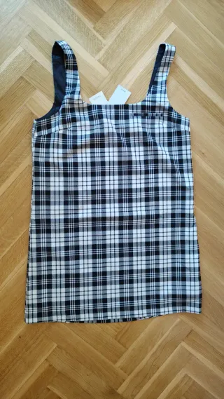 SIN USAR. Vestido Peto Pichi Cuadros Blanco y Negr