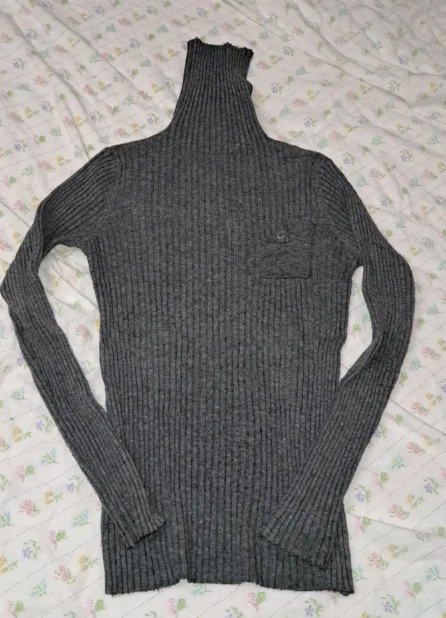 Lotto 4 maglioncini collo alto tg S