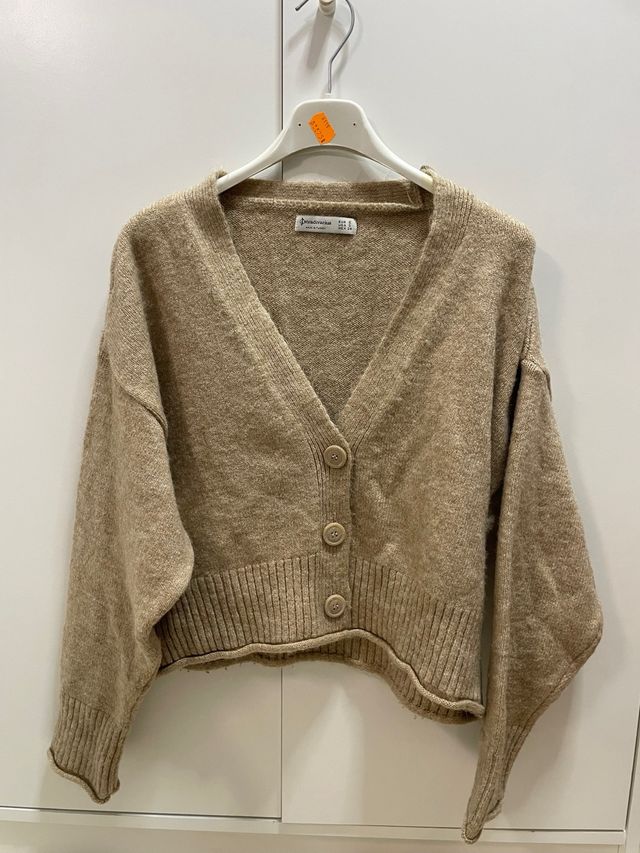 Jersey Stradivarius pico beige S