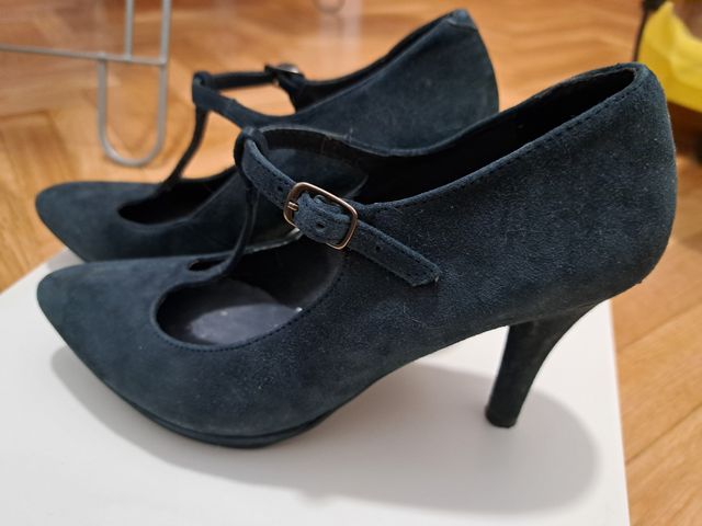 Zapatos de tacón azul marino con plataforma