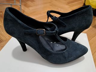 Zapatos de tacón azul marino con plataforma