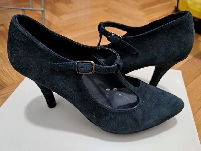 Zapatos de tacón azul marino con plataforma
