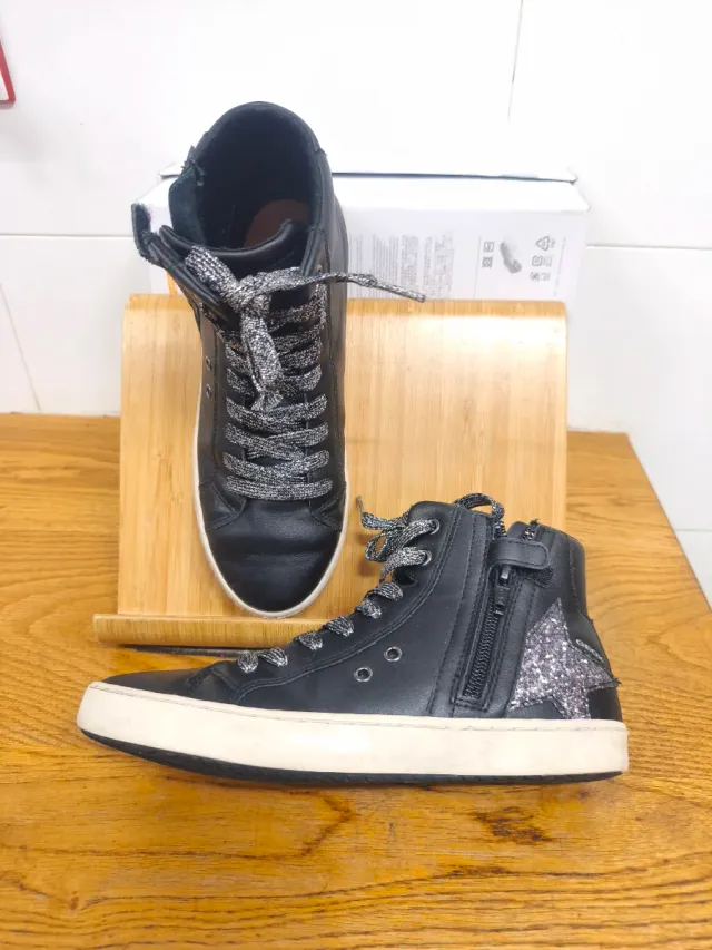 Botines Geox Niña Kalispera Negro y Plata