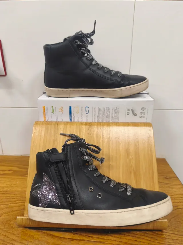 Botines Geox Niña Kalispera Negro y Plata