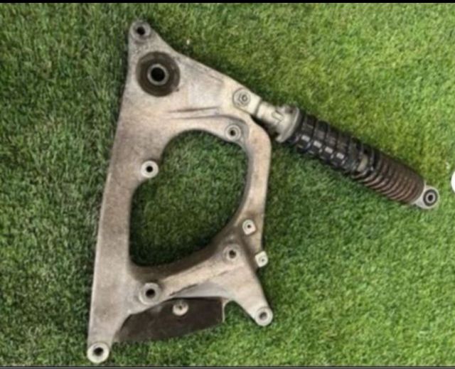 Basculante Honda SH con amortiguador