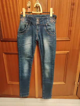 Pantalón vaquero push up