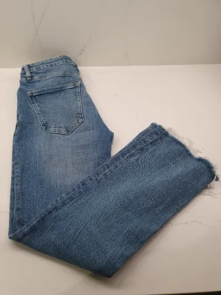 Pantalón vaquero Zara T/34 mujer