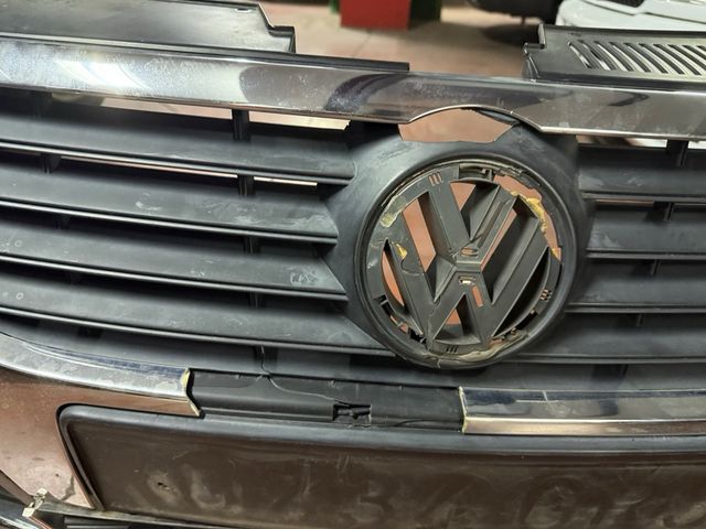 Paragolpes Delantero VW Passat