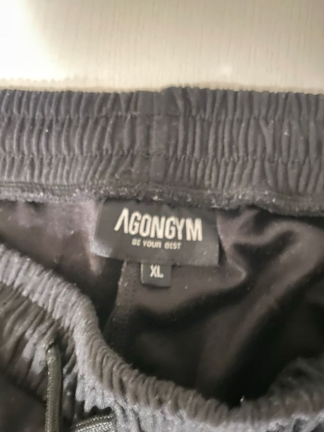 Pantalón Agon Negro con Raya Lateral