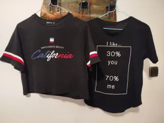 2 Camisetas Negras, Stradivarius y  Bershka