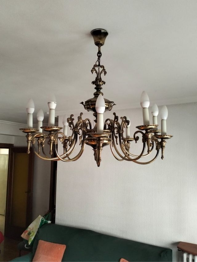 Lámpara de techo dorada estilo clásico de cobre