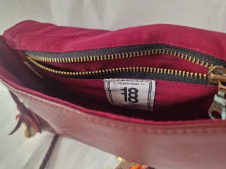 Bolso de mano conchas y abalorios