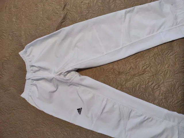 Dobok Taekwondo Adidas Adifight