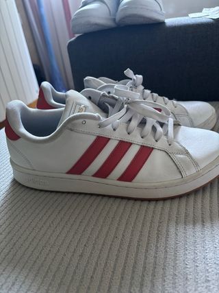 Zapatillas Adidas Blancas y Rojas Talla 44