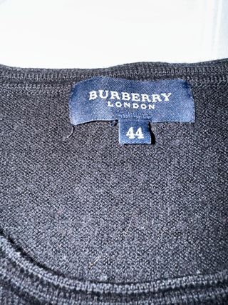 Jersey Burberry Talla 44. Negro.